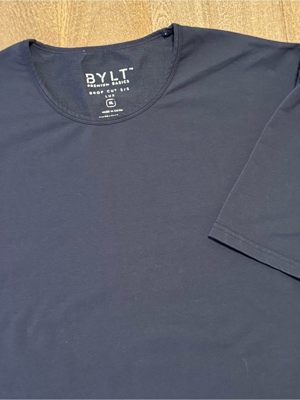 BYLT Drop Cut S/S Lux Men’s Short Sleeve Crew Neck Logo T-Shirt Navy XL